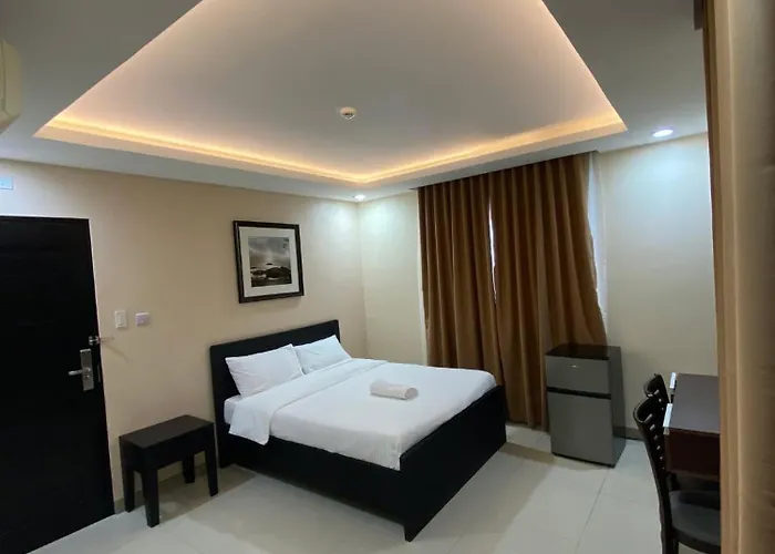 Weber Hotel Liloan